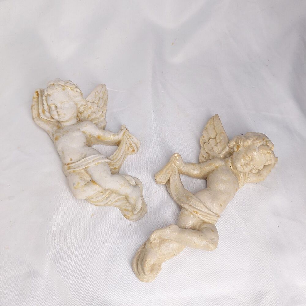 Title:Vintage Resin Cherub Wall Plaques Set of 2 Flying Angel Figures Cream...